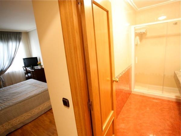 El Alfoz De Burgos Hotell Villagonzalo Pedernales Eksteriør bilde